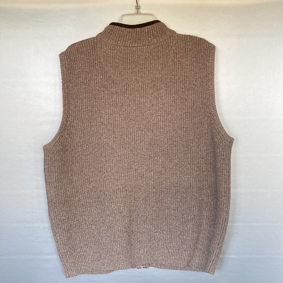 L.L. Bean Men's Waterfowl 100% Merino Lambs Wool Sweater Vest Size XL - Picture 6 of 8